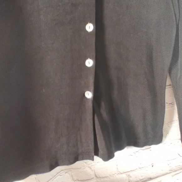 Chicos Travelers Black Size 1 Button Long Sleeve Spandex Shirt - Picture 11 of 16